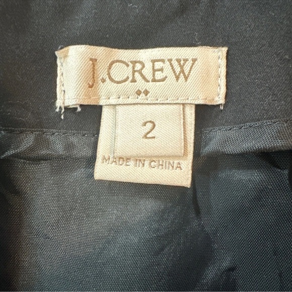 J Crew Size 2 Jacquard Geometric Design Skirt Back Zip Pockets White Gray EUC - Picture 3 of 8